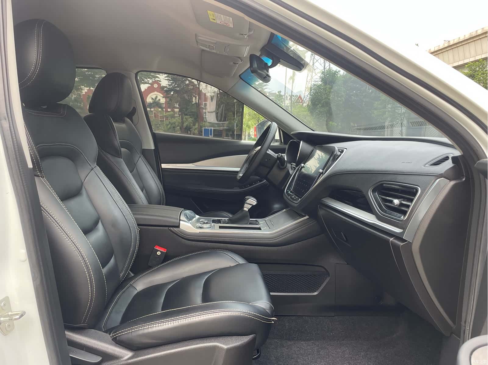 Jetour X70, 2020 10