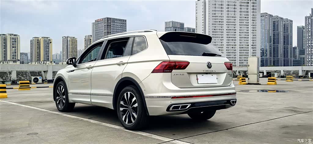 Volkswagen Tiguan L, 2022 3