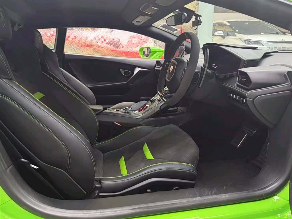 Lamborghini Huracán, 2014 7