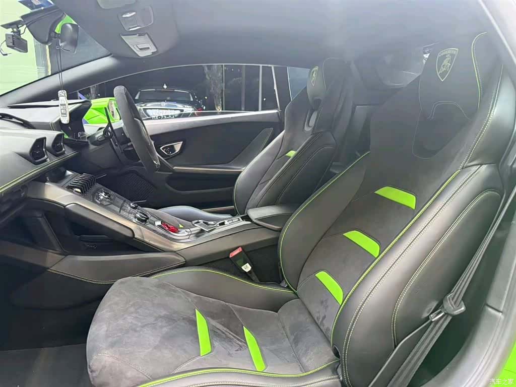 Lamborghini Huracán, 2014 8