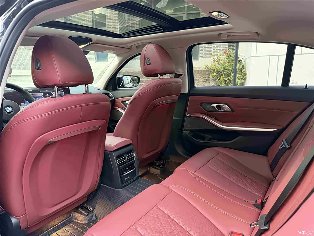 BMW 3 Series, 2024 13