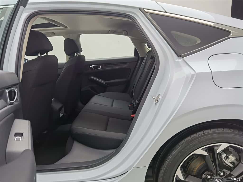 Honda Civic, 2023 15