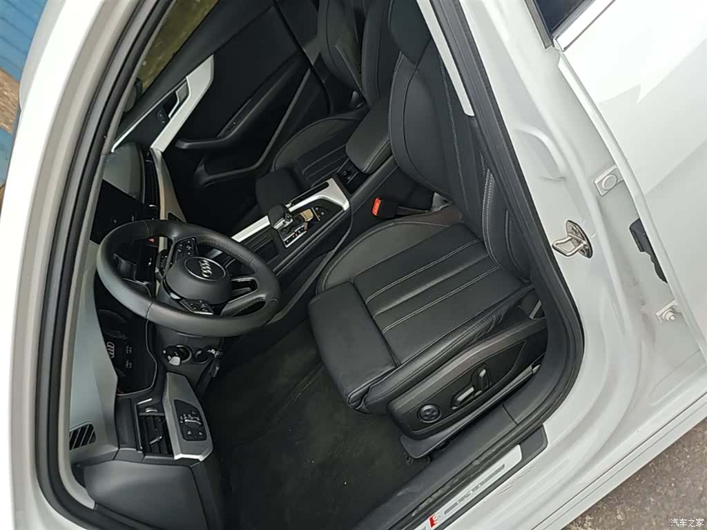 Audi A4L, 2020 15