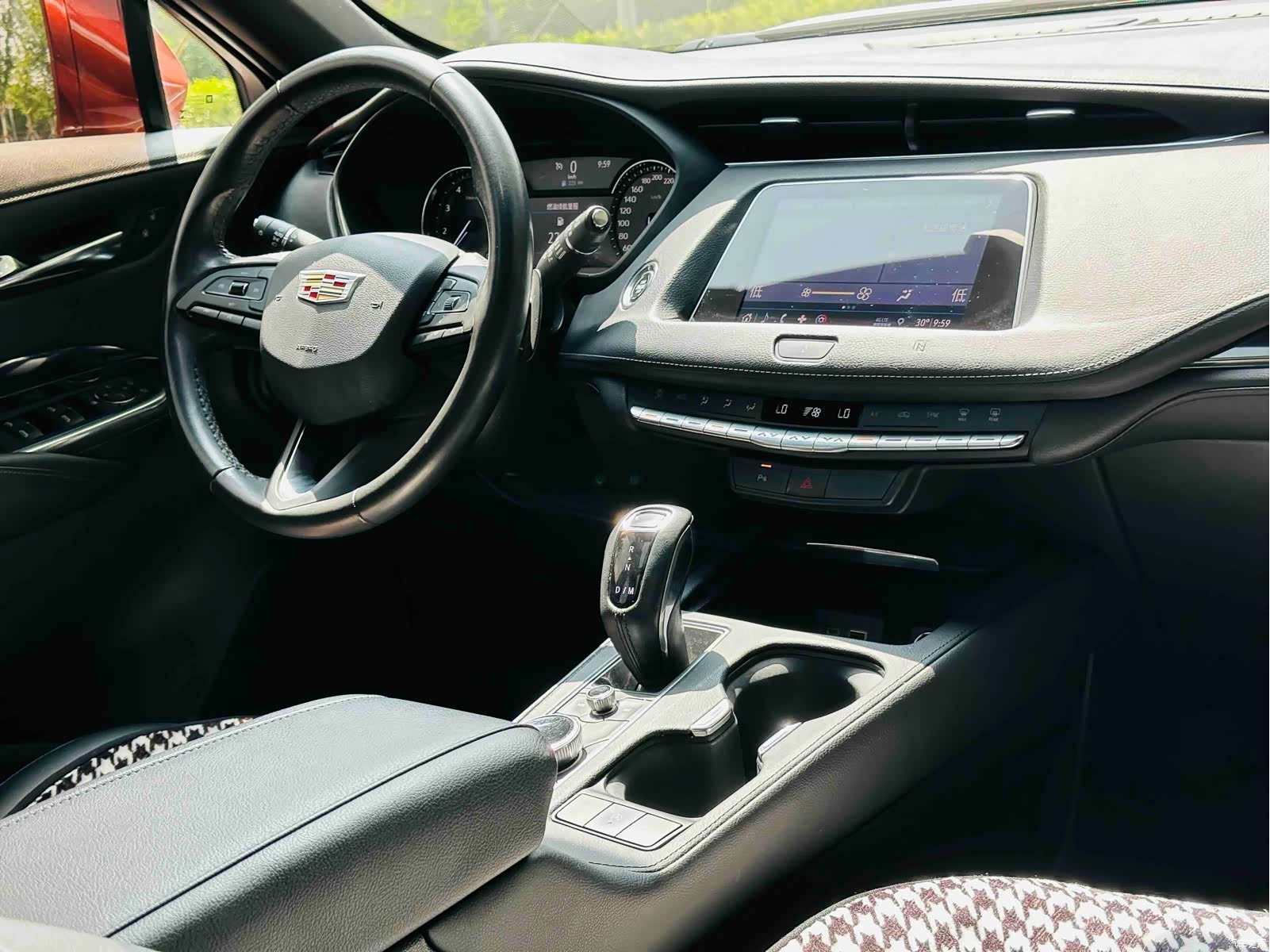 Cadillac XT4, 2019 9