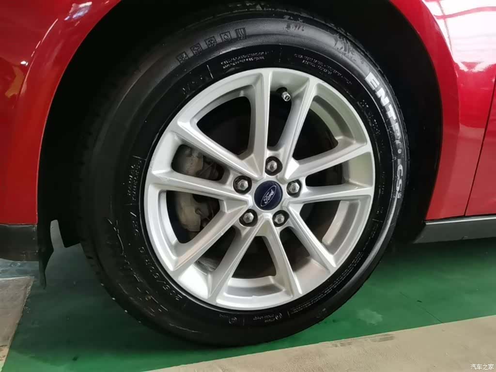Ford Focus, 2016 23