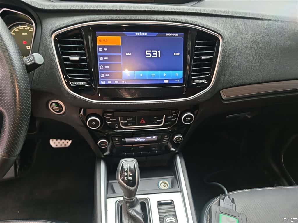 Geely X6, 2016 13