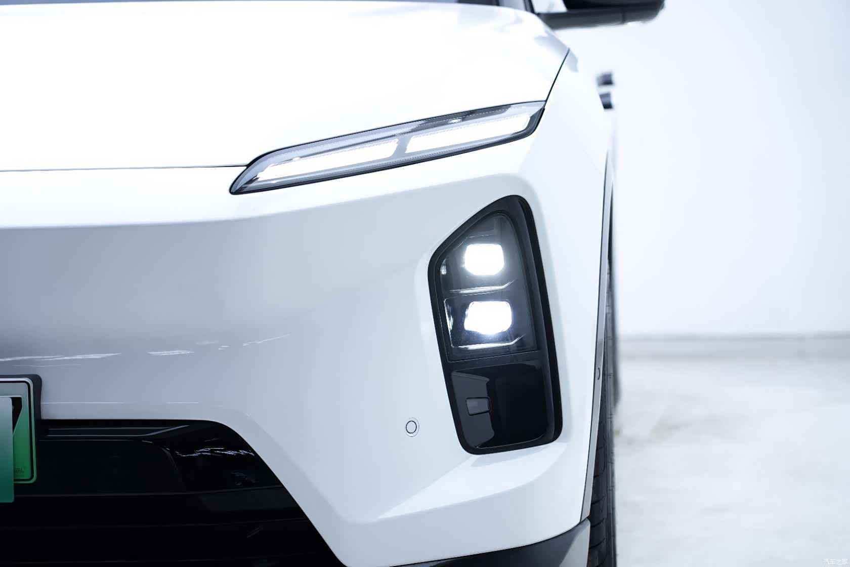 NIO ES6, 2025 8