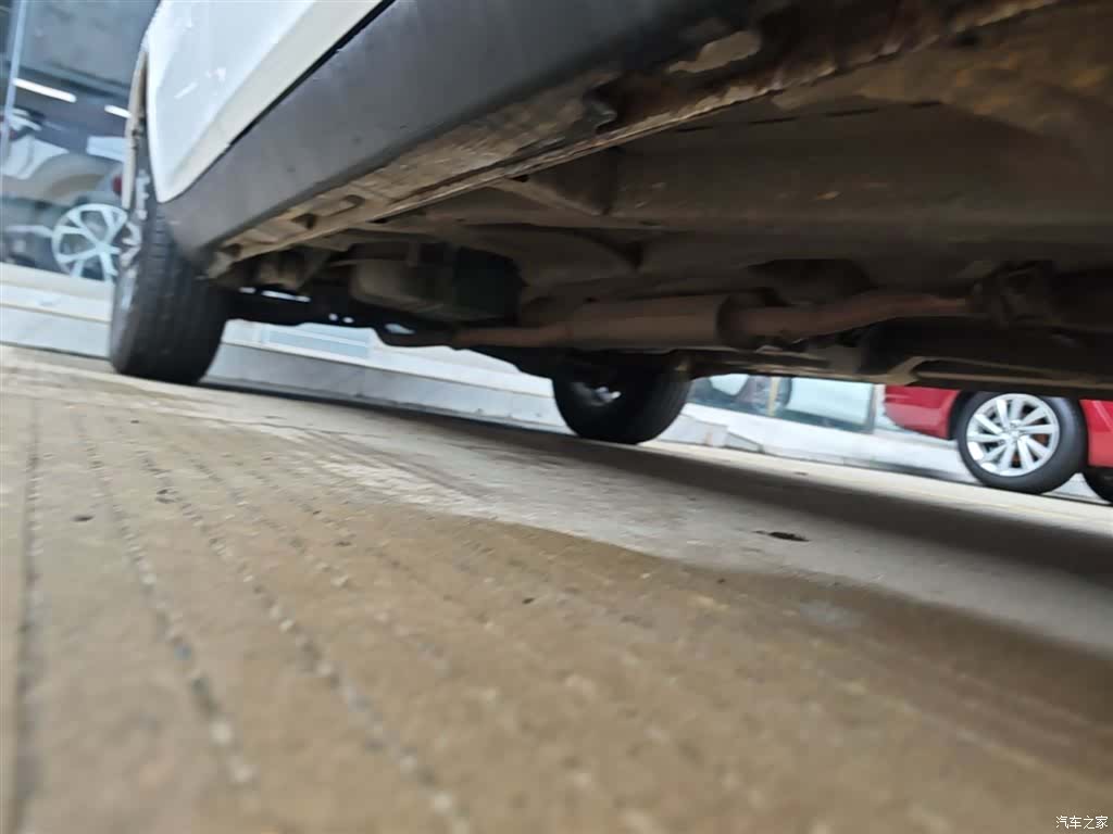 Geely X6, 2016 21