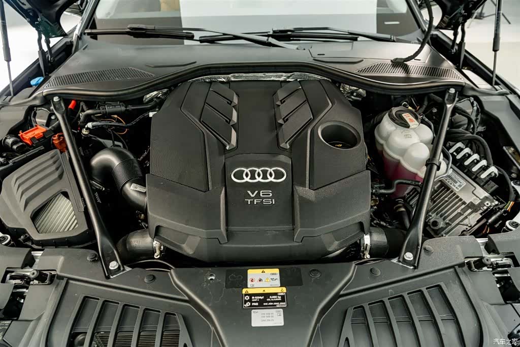 Audi A8L, 2024 25