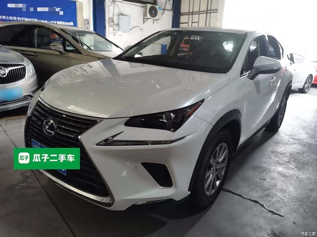 Lexus NX, 2021 2