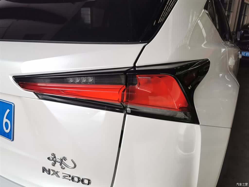 Lexus NX, 2021 8