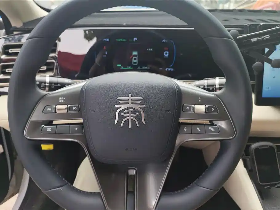 BYD Qin L