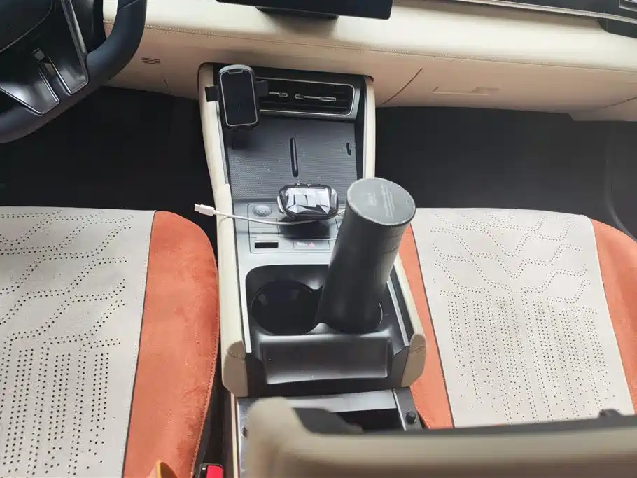 BYD Qin L