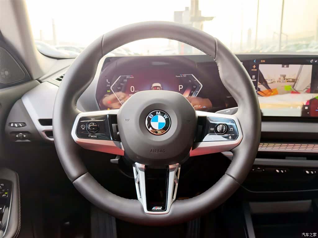 BMW 2 Series, 2025 11