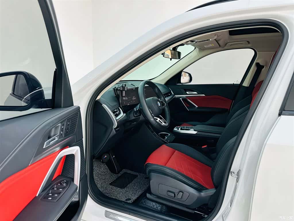 BMW X1, 2023 13