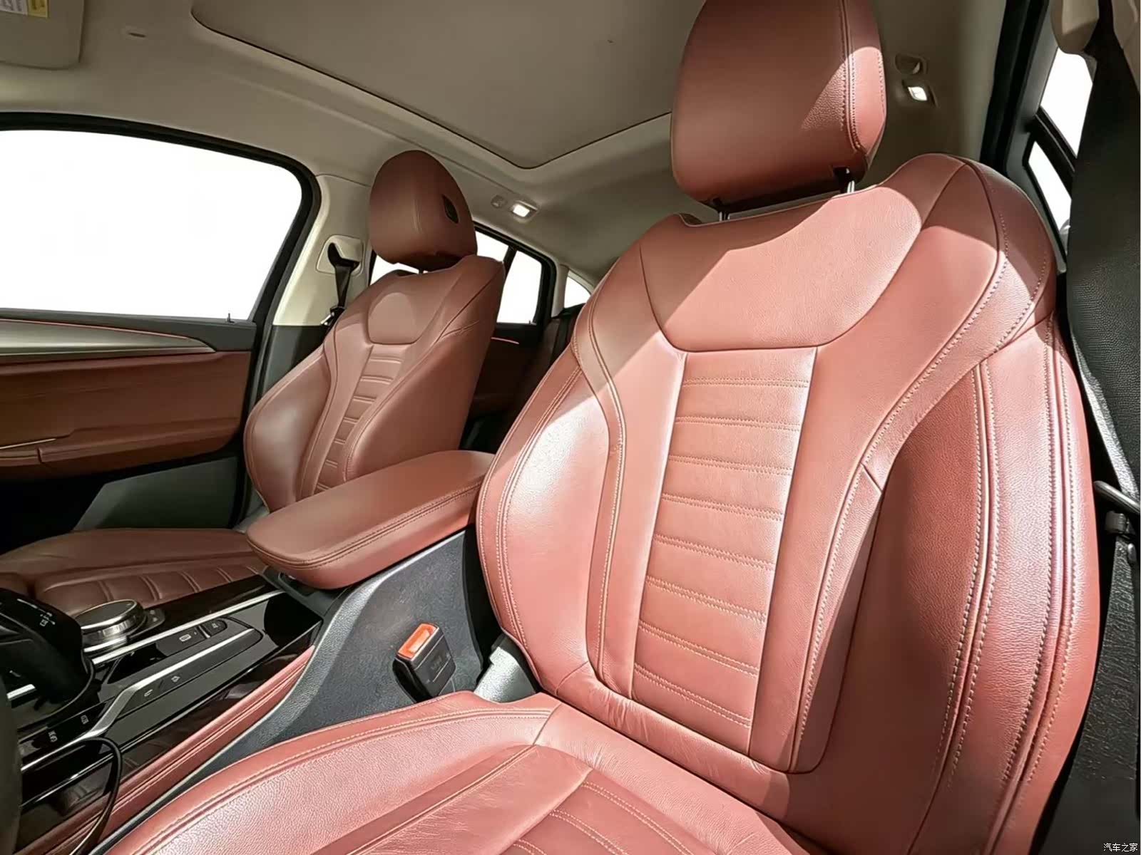 BMW X4, 2021 все фото