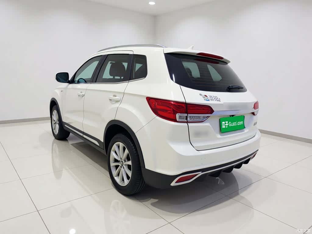 YiQiJiLin R8, 2021 4