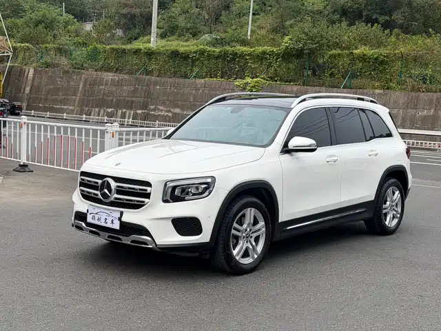Mercedes-Benz GLB 2023 — купить из Китая под заказ