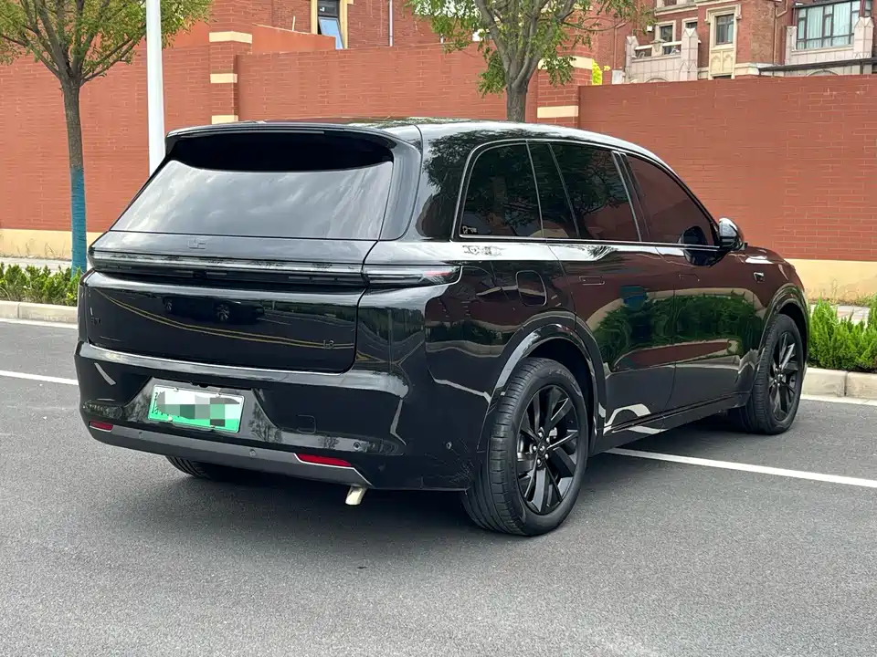 Li Auto Ideal L8