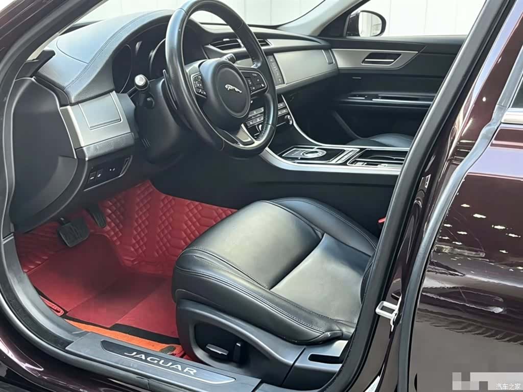 Land Rover XFL, 2017 3