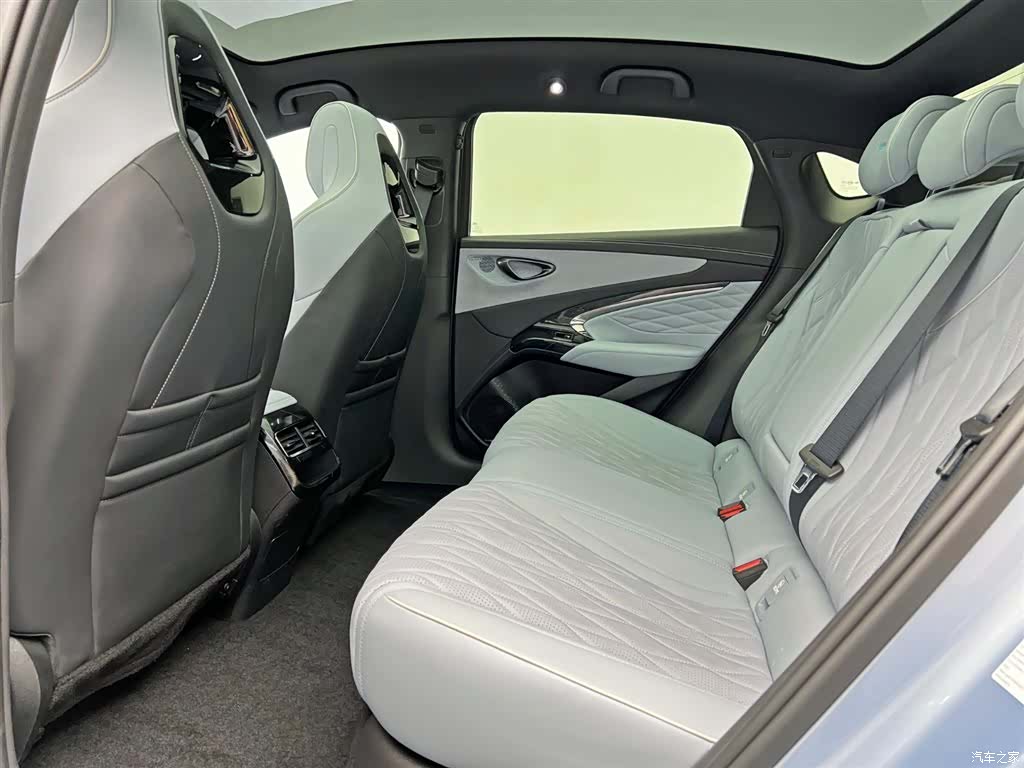 BYD Seal, 2022 17