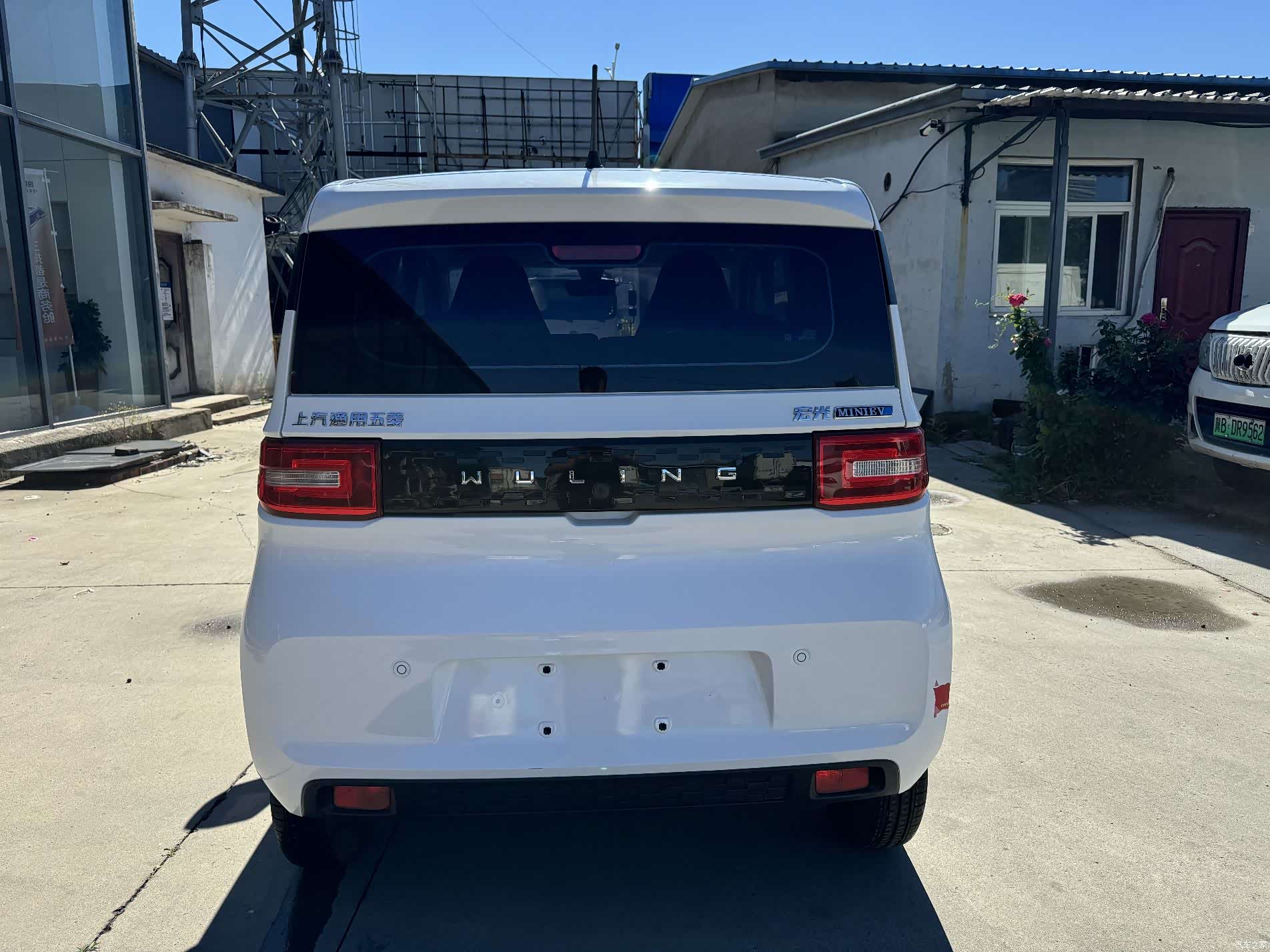 Wuling MINIEV, 2023 10