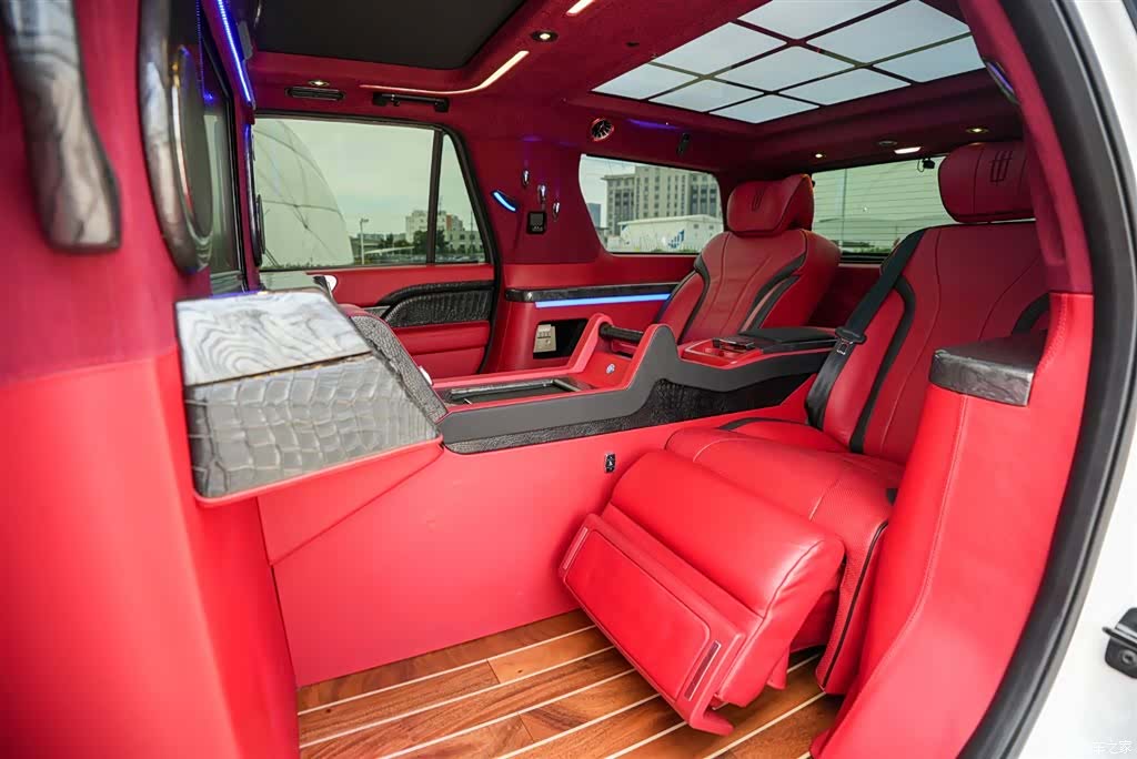 Lincoln Navigator, 2018 8