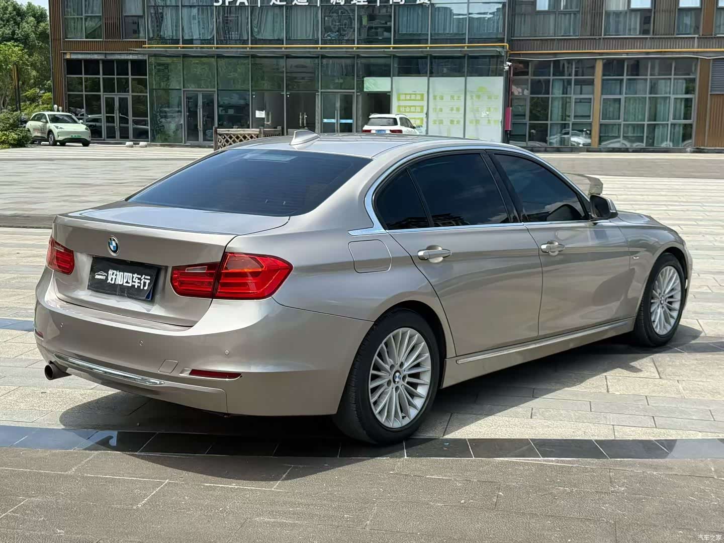 BMW 3 Series, 2014 9