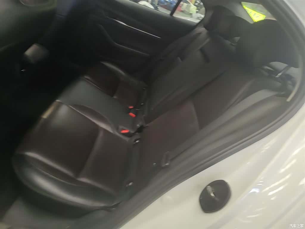 Mazda Mazda3, 2021 17