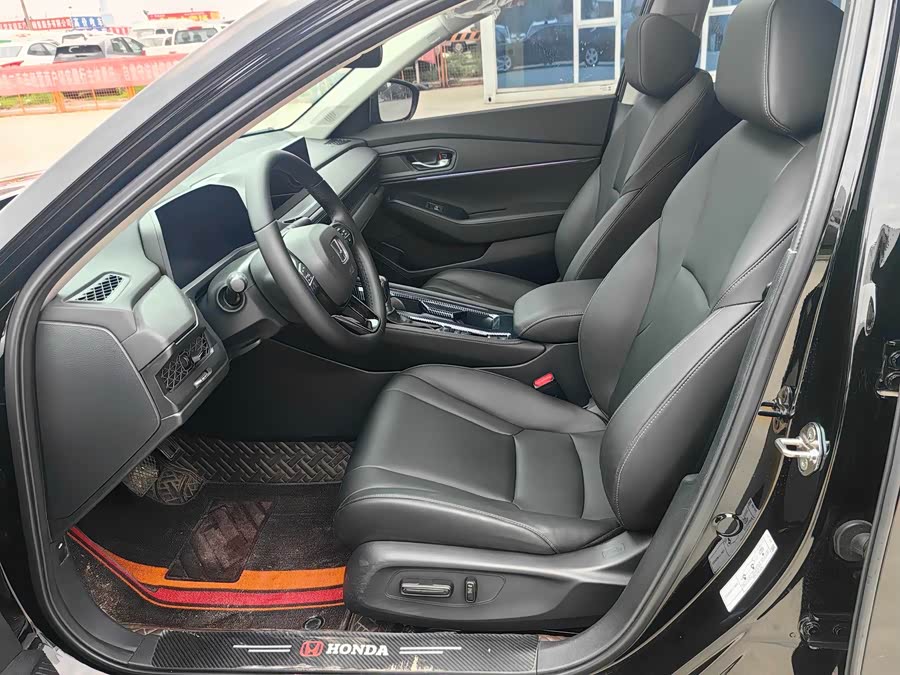 Honda Accord 2024, фото 4