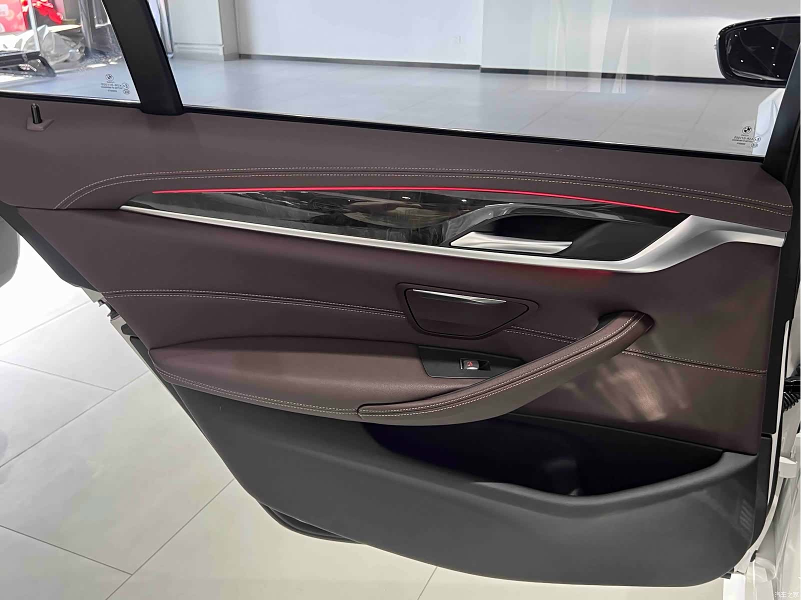 BMW 5 Series, 2022 14