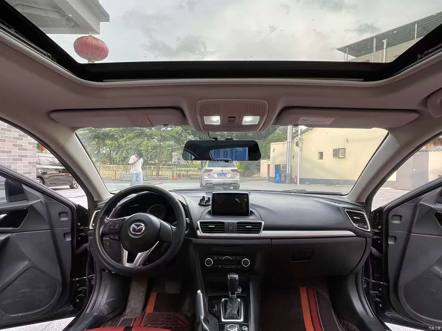 Mazda Mazda3, 2016 13