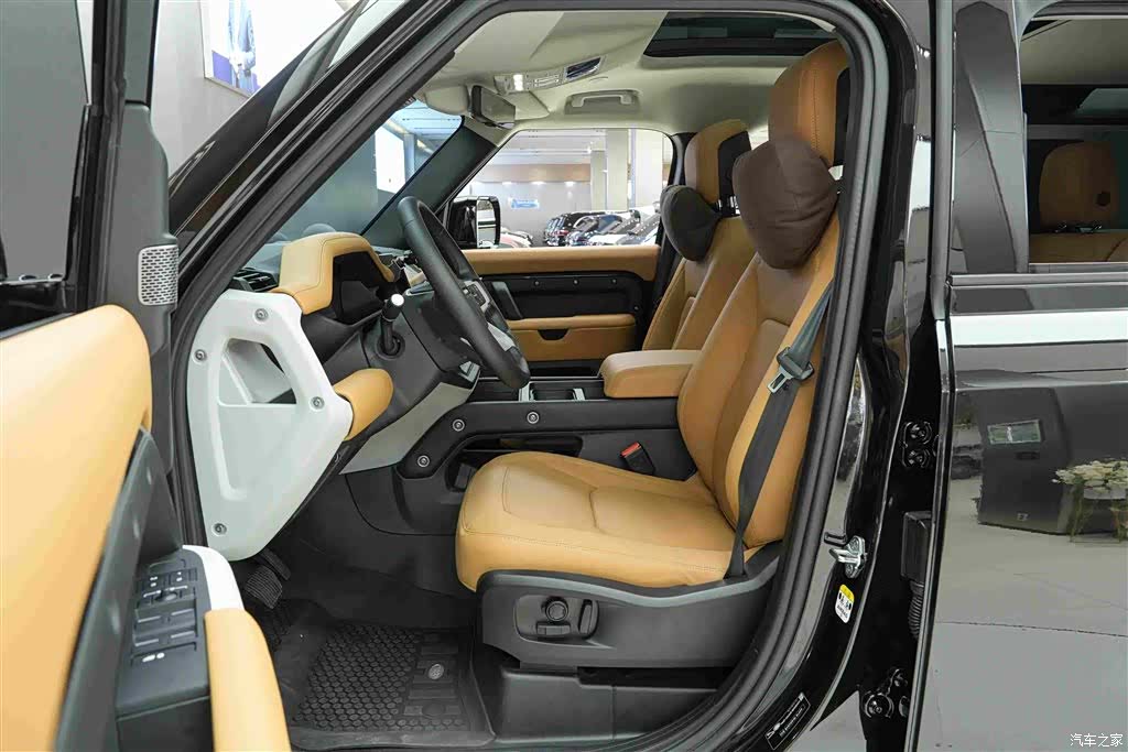 Land Rover Defender, 2024 10