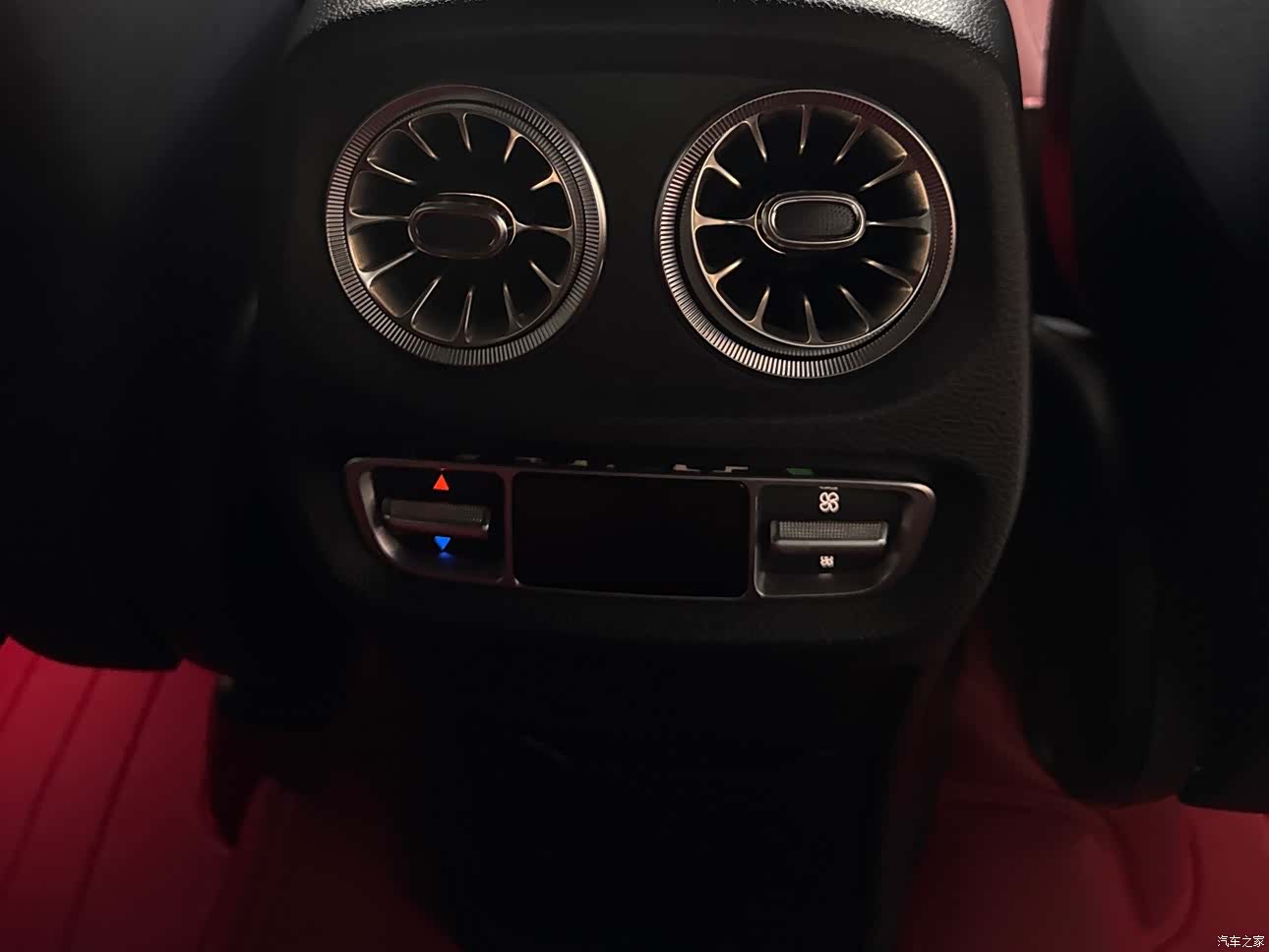 Mercedes-Benz G-Class, 2022 15