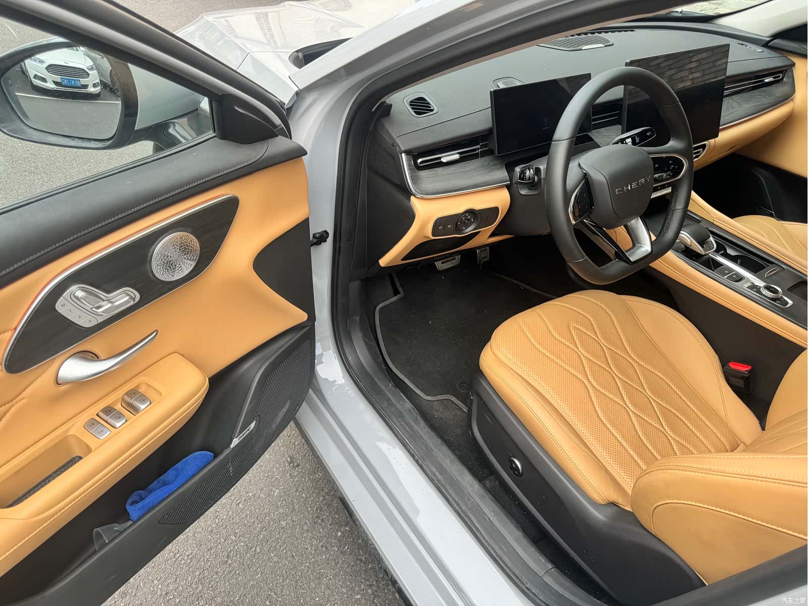 Chery Arrizo 8, 2025 8