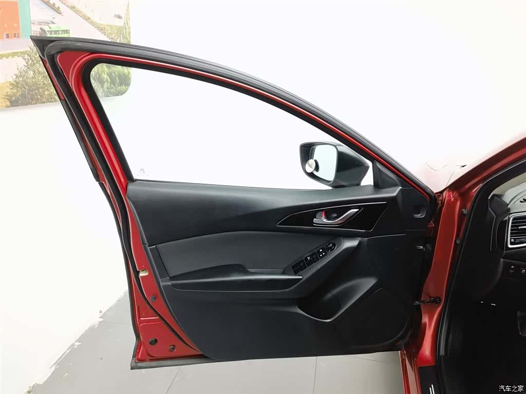Mazda Mazda3, 2016 8