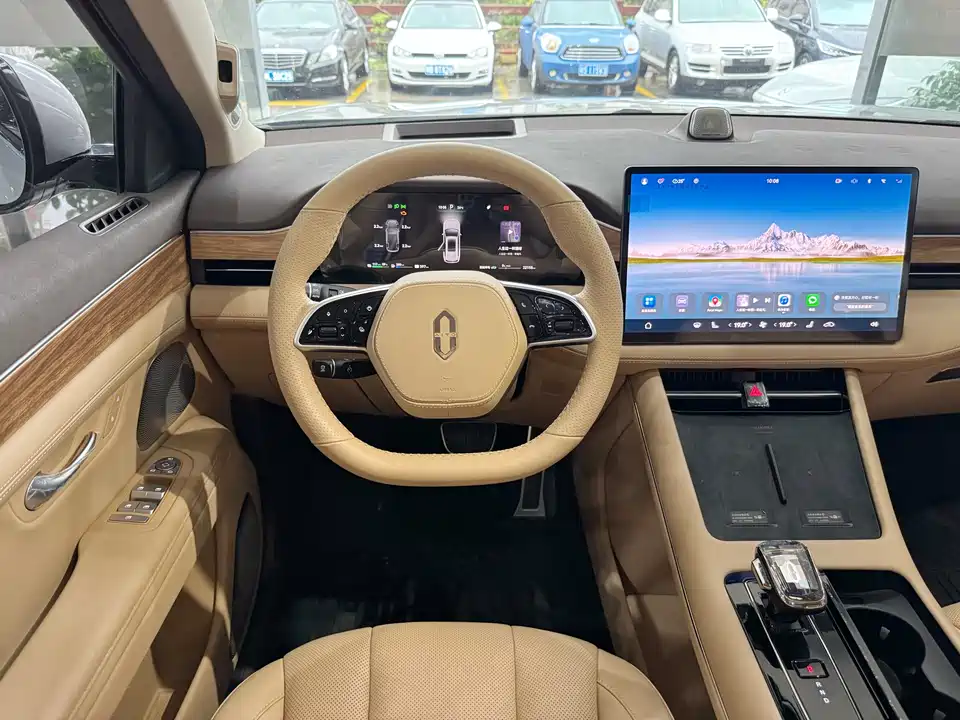 AITO Ask the world M7