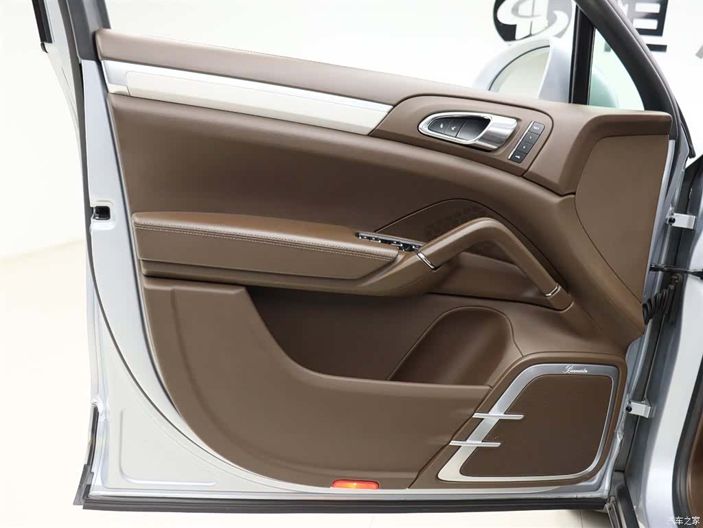 Porsche Cayenne, 2015 6