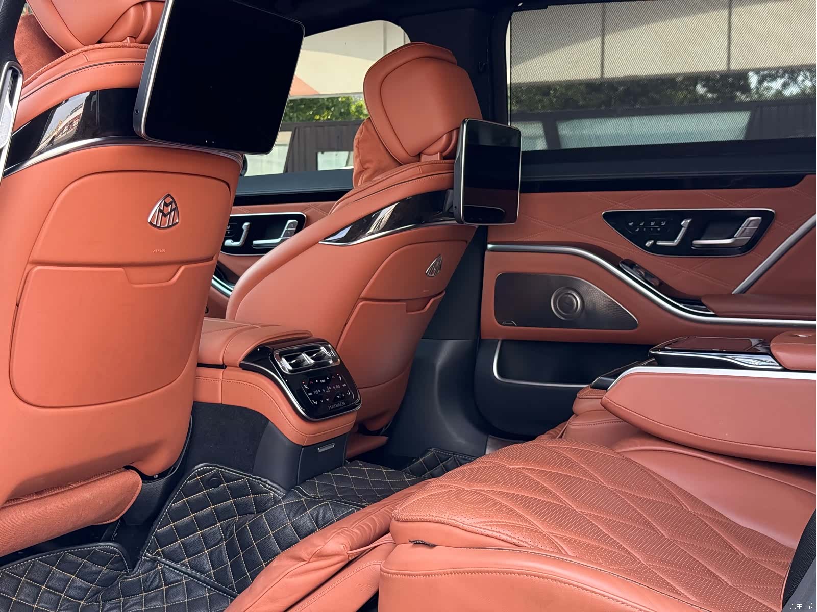 Maybach S-Class, 2022 8