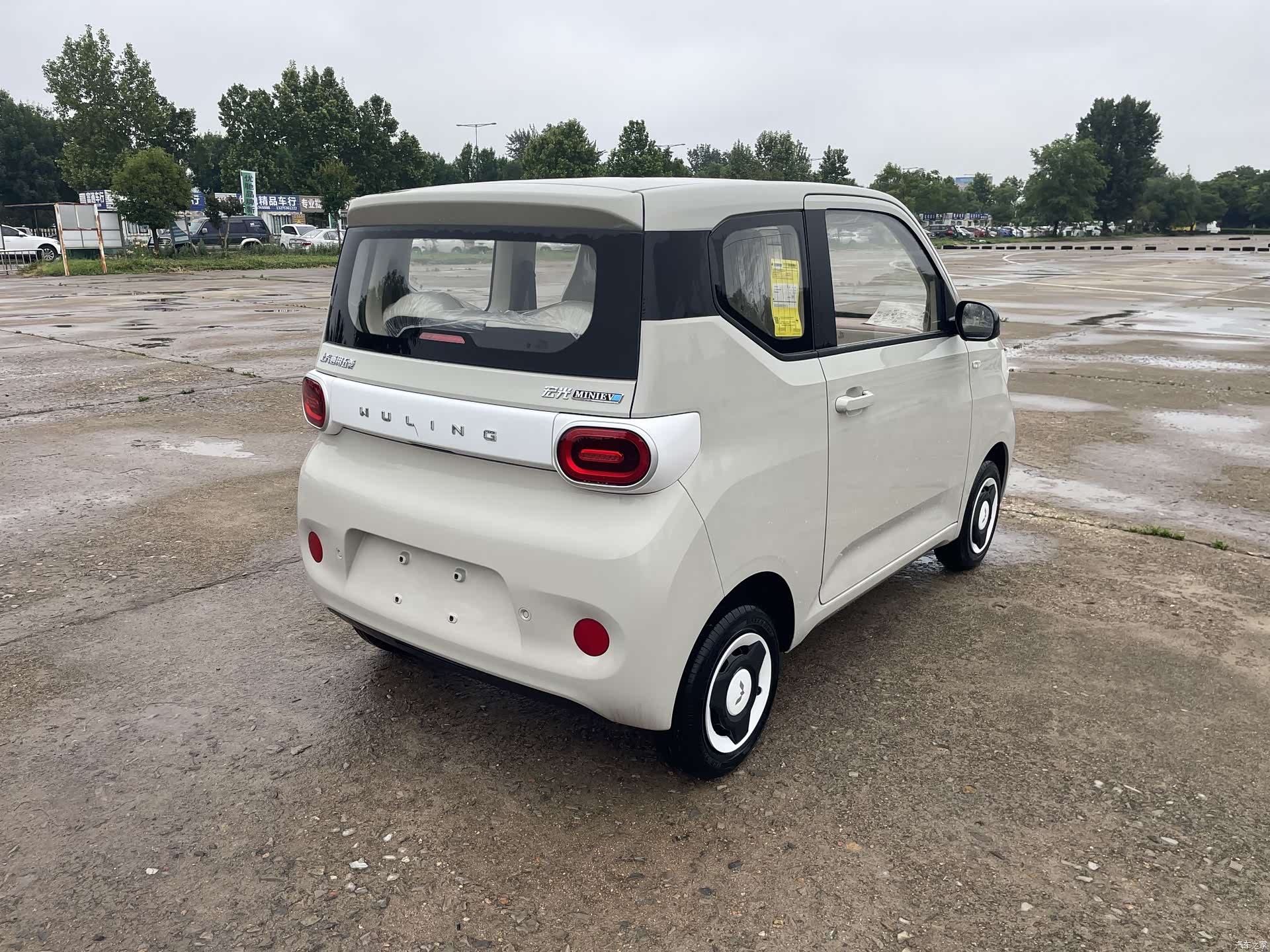 Wuling MINIEV, 2026 8
