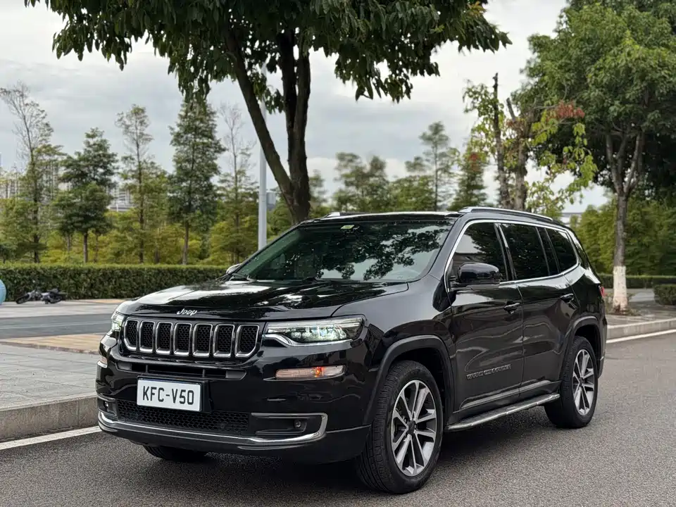 Jeep Grand Commander