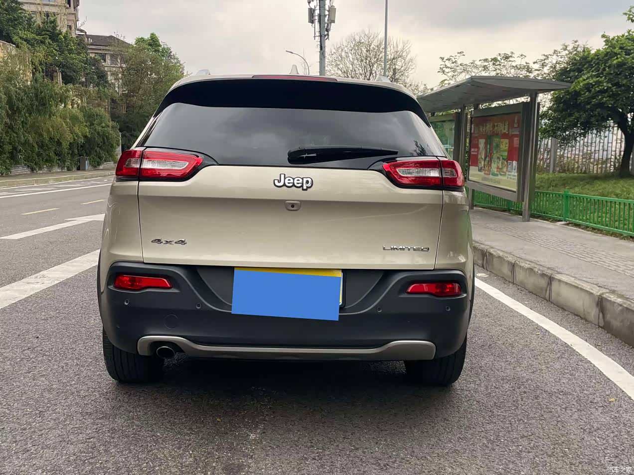 Jeep Cherokee, 2015 14