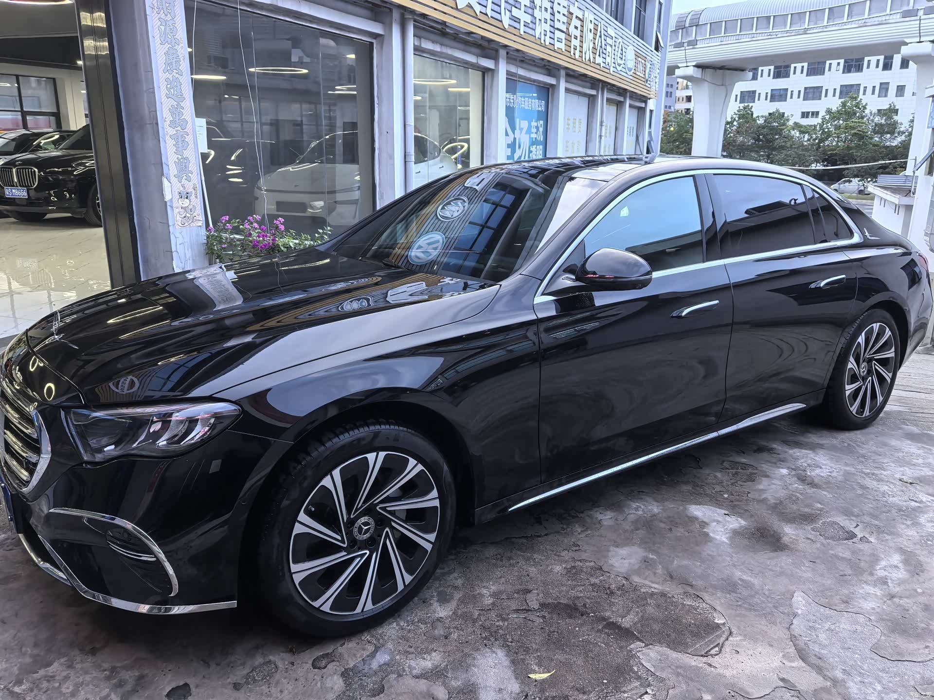 Mercedes-Benz E-Class, 2025 3