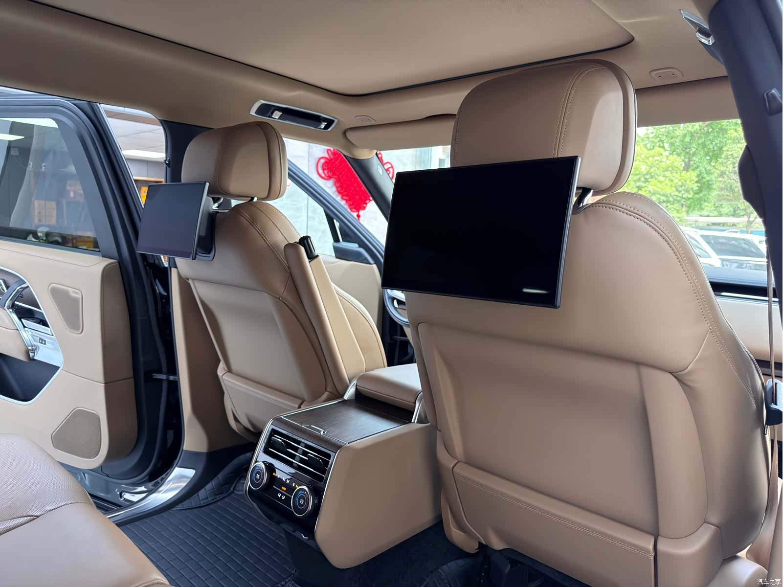 Land Rover Range Rover, 2022 15