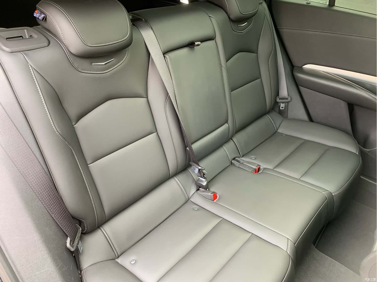 Cadillac XT4, 2020 28