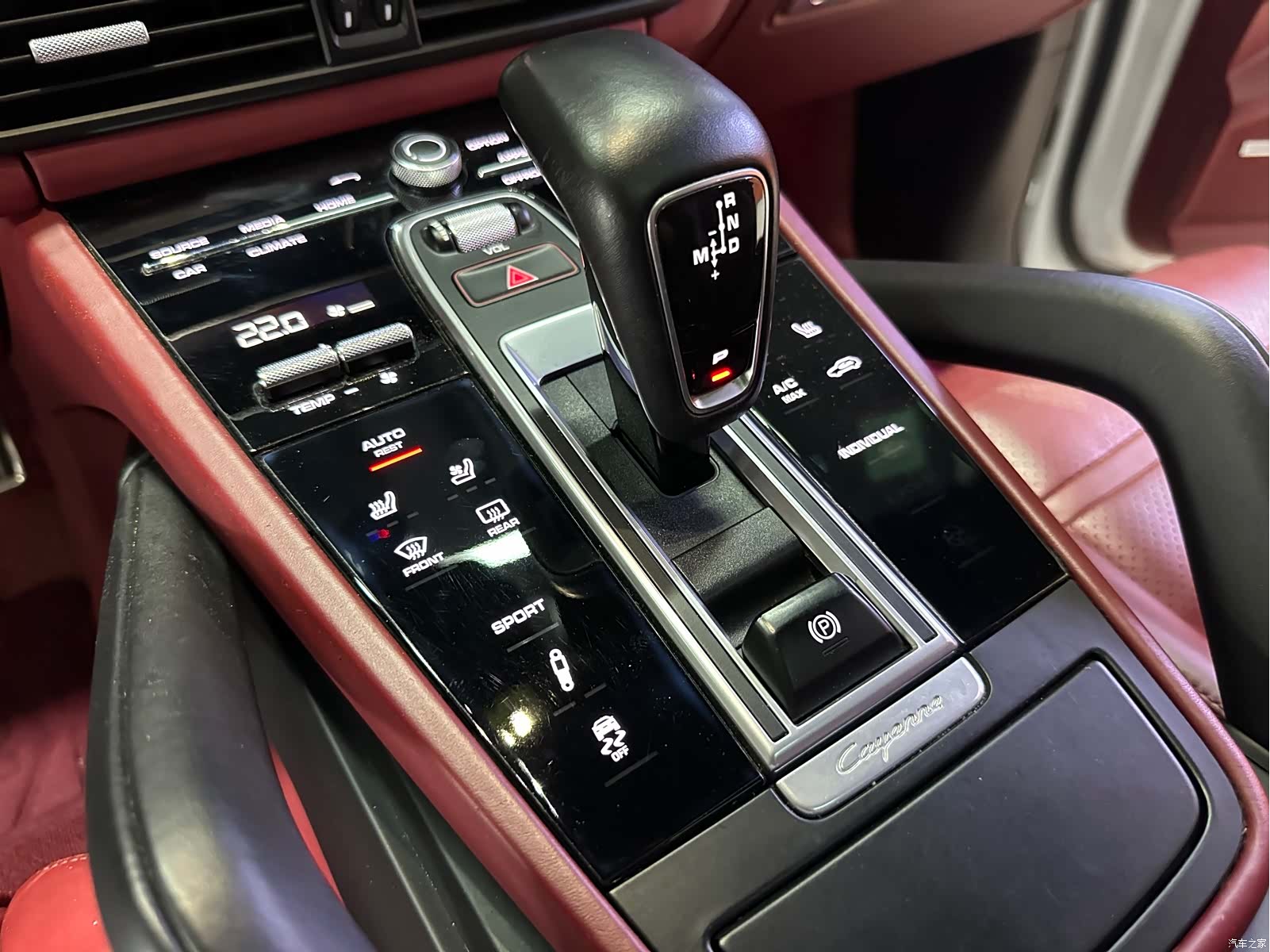 Porsche Cayenne, 2019 10
