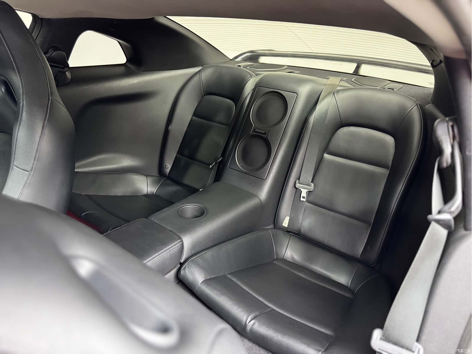 Nissan GT-R, 2014 13