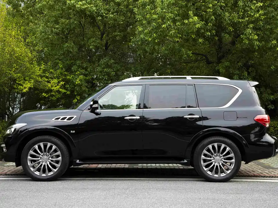 Infiniti QX80