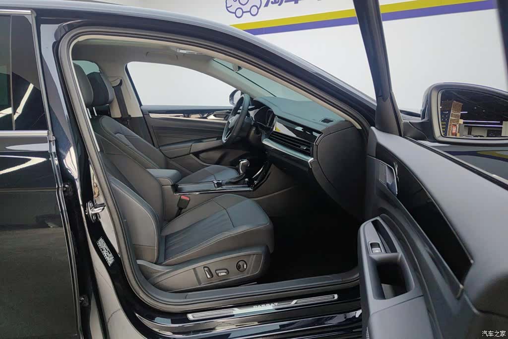 Volkswagen Passat, 2024 8
