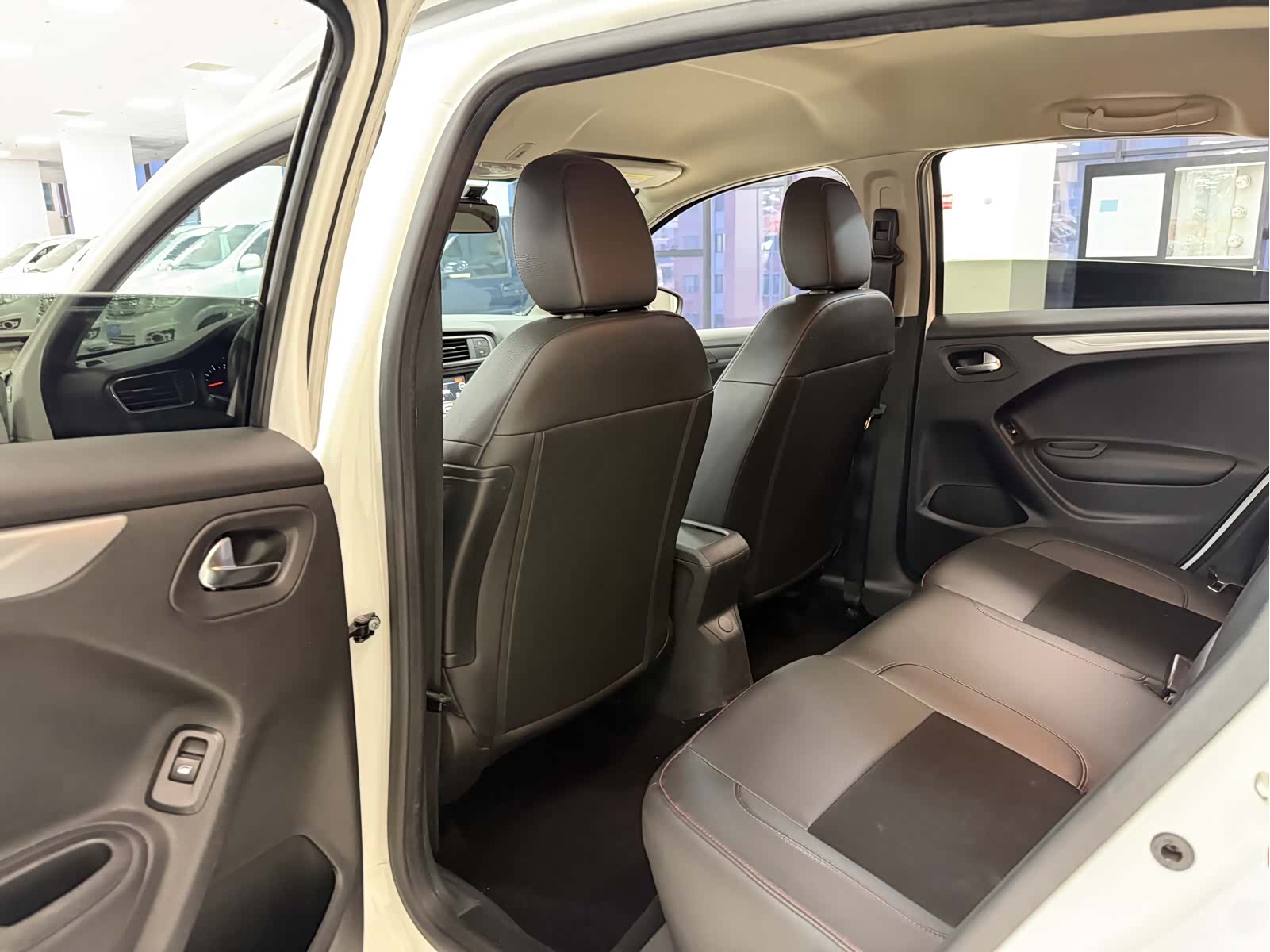 Citroen C3-XR, 2015 8